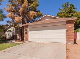 2074 E Ranch Ct, Gilbert, AZ 85296