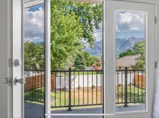 9121 S Nichole Dr, Sandy, UT 84093