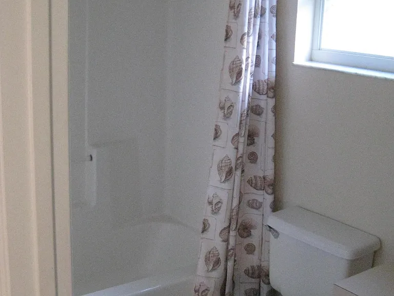 5525 NW North Lundy Cir — Photo 6