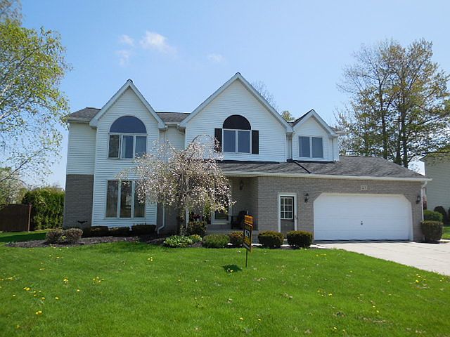 1st image of 63 Southpoint Dr