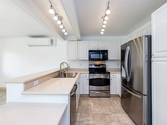 3rd image of 92-1535 Aliinui Dr #6D