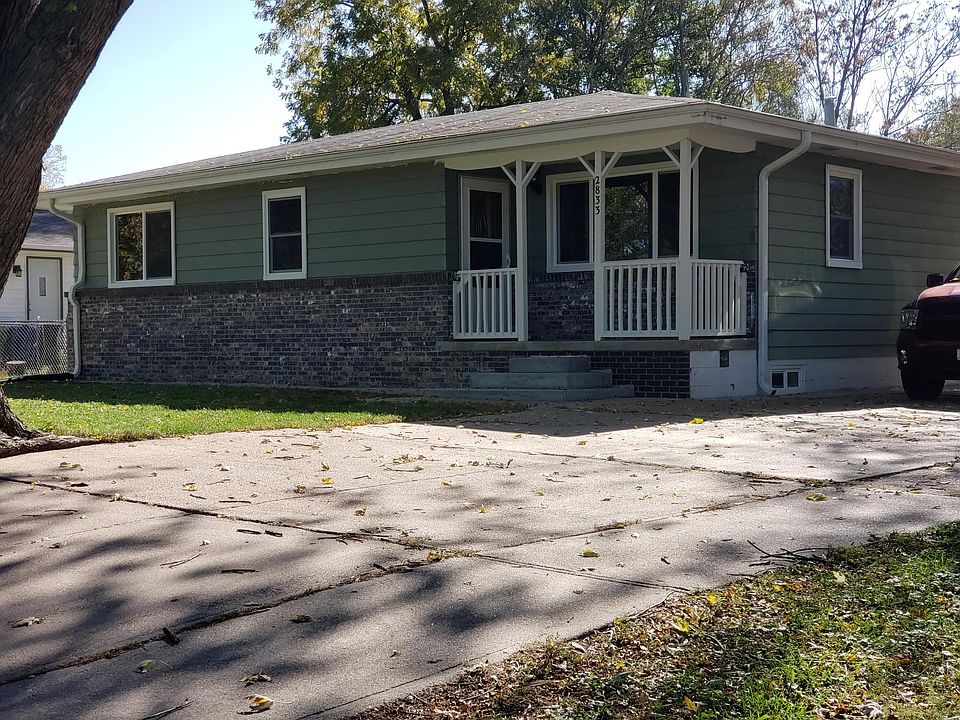 1st image of 2833 Emiline St
