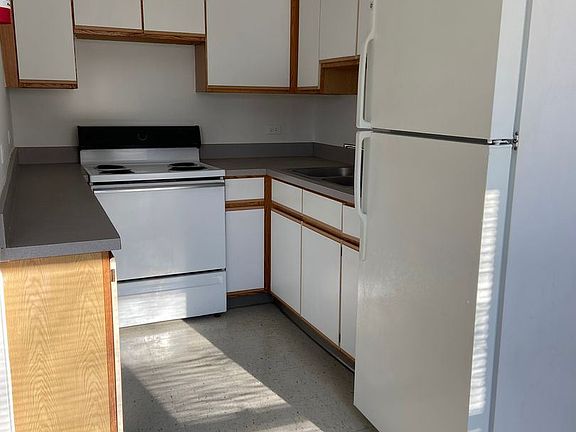 4th image of 542 N Pine Ave APT 104