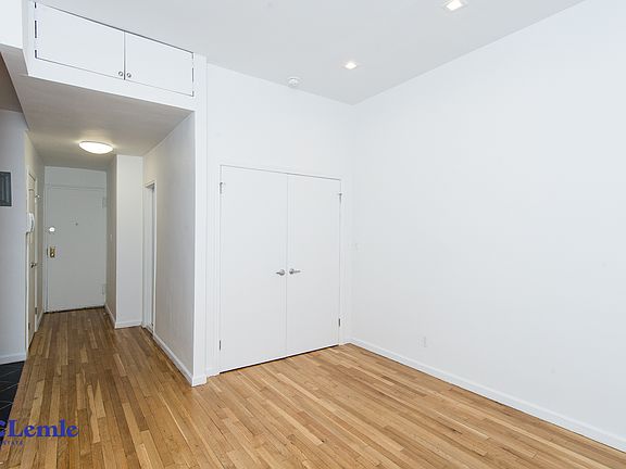 4th image of 505 E 88th St #1RE