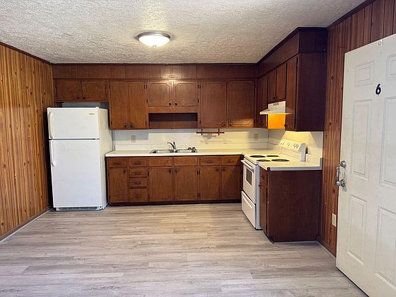 4th image of 154 Wrays Chapel Rd #4