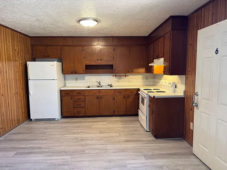 154 Wrays Chapel Rd #6 — Photo 4