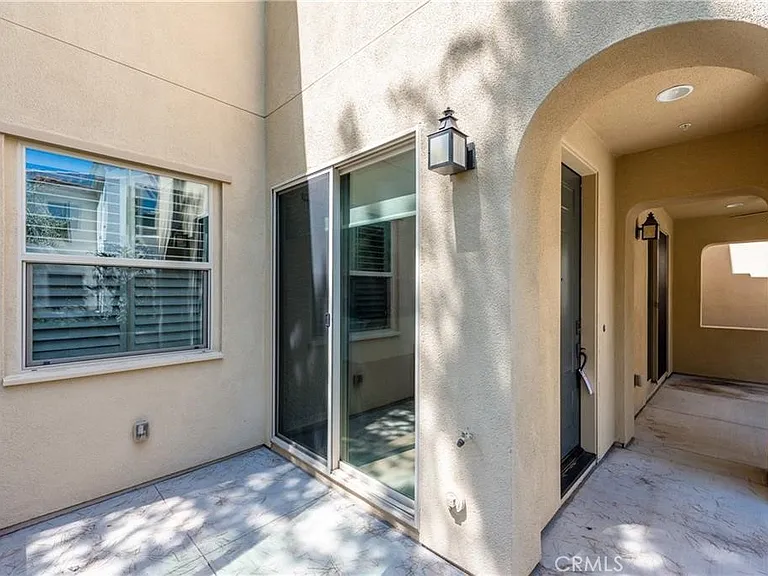 256 Borrego Dr — Photo 3