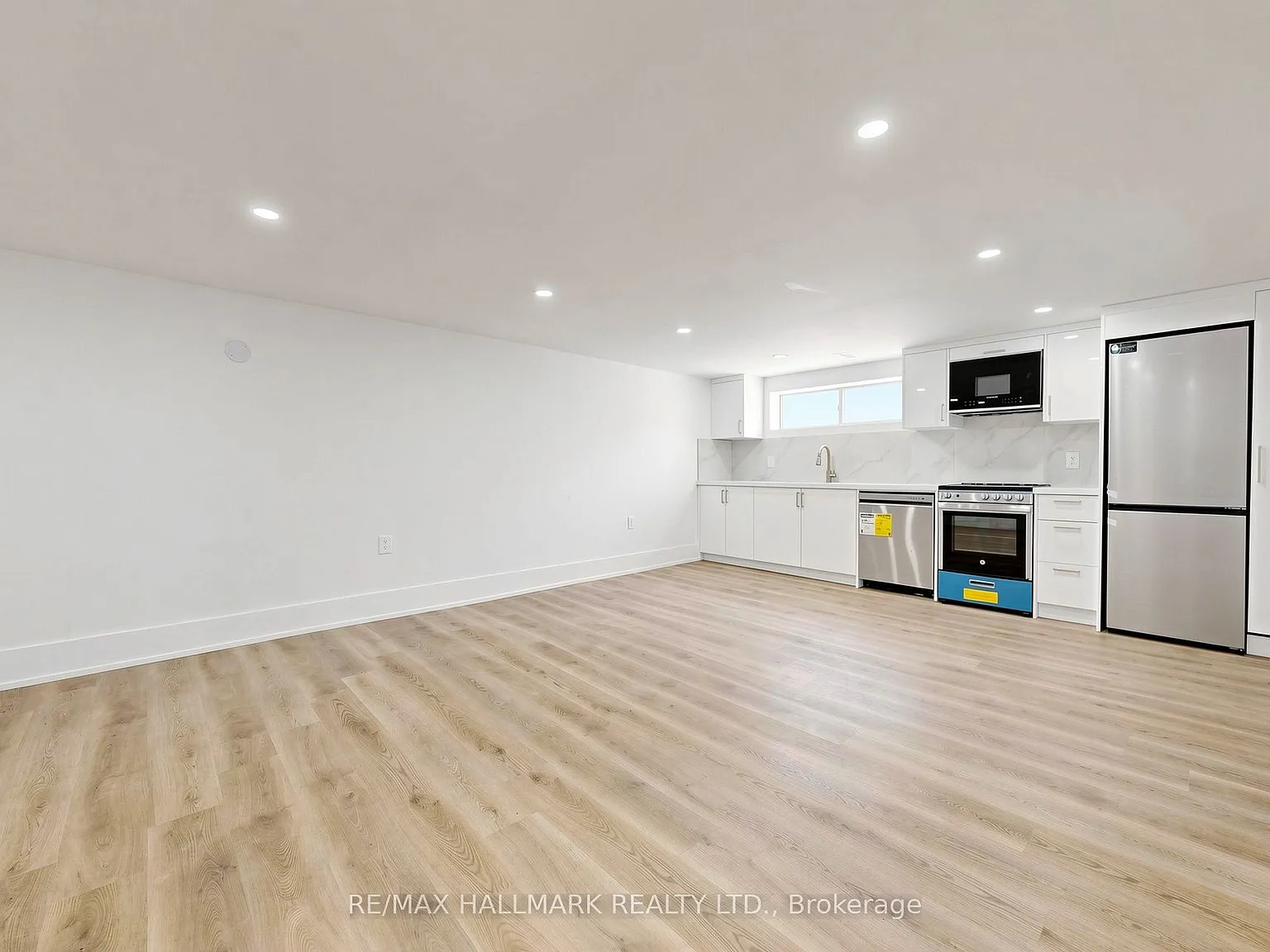 2 bed, $1,790 — Photo 3
