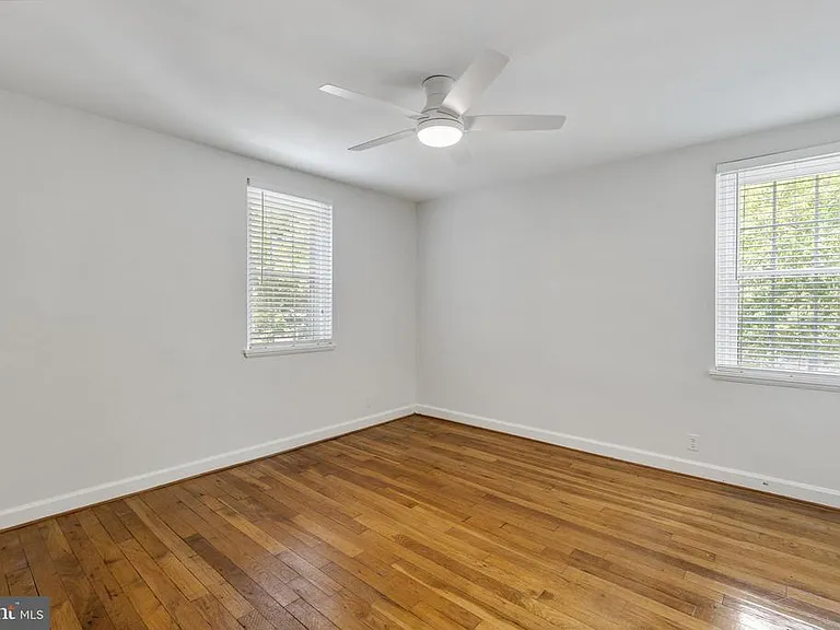 2804 S Abingdon St #A — Photo 8