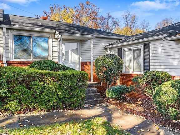 2nd image of 1831 Mimosa Dr