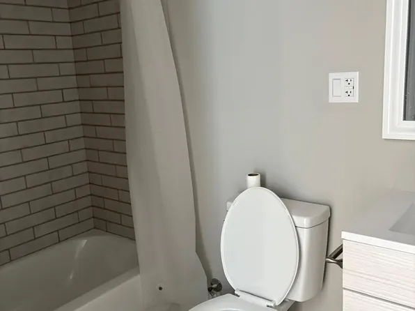 2900 N 5th St #2, Philadelphia, PA 19133