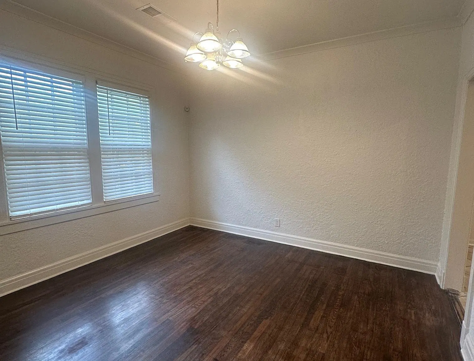 3 bed, 1701 sqft, $1,595 — Photo 3