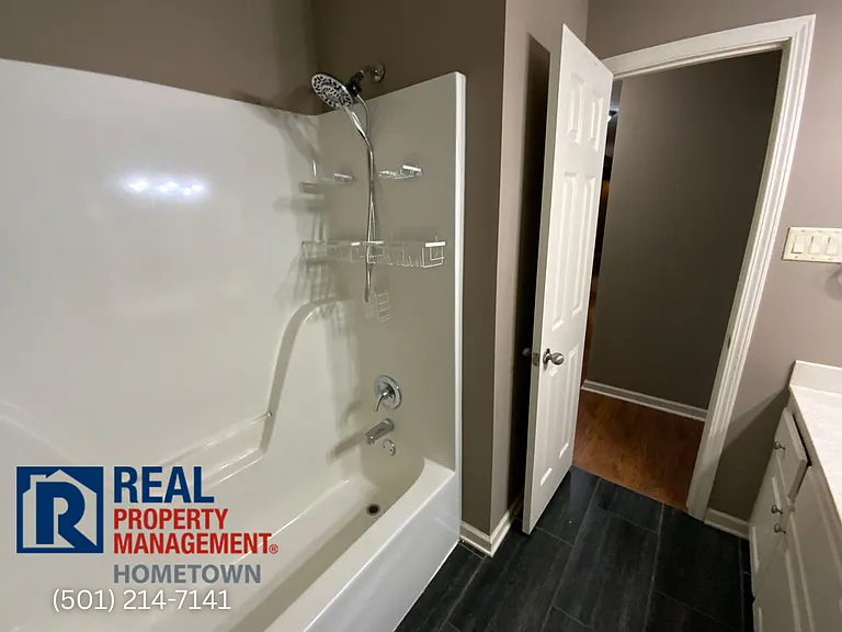 2809 Ewing Ln — Photo 14