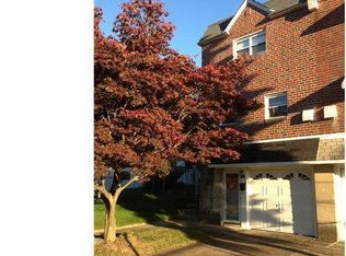 12027 Glenfield St, Philadelphia, PA 19154