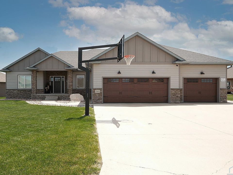 1st image of 343 Sawgrass Trl