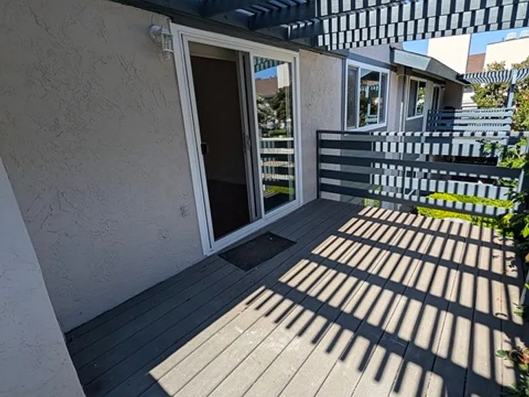 1481 Gustavo St #C — Photo 19