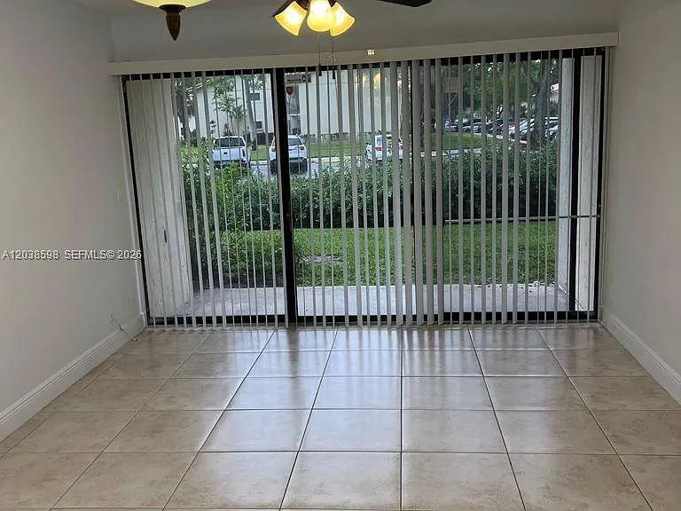 1561 Balfour Point Dr #B — Photo 5