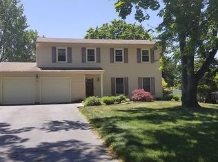 7 Shady Ln, Freehold, NJ 07728