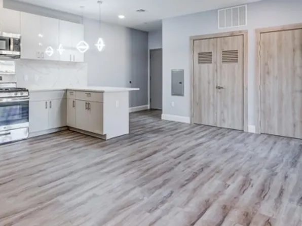 311 Sip Avenue image 54 of 61