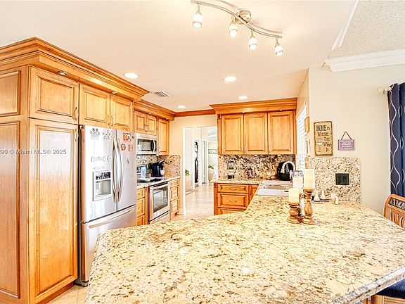 3rd image of 5221 King Arthur Ave