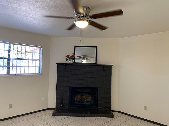 3rd image of 10503 Sisal Dr