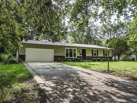 3rd image of 11403 Orchard Rd