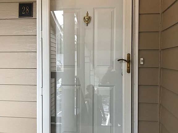 3rd image of 28 Rumson Ct SE