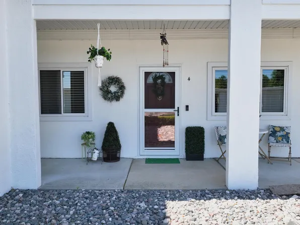 205 Kennely Rd Unit A4, Saginaw, MI 48609