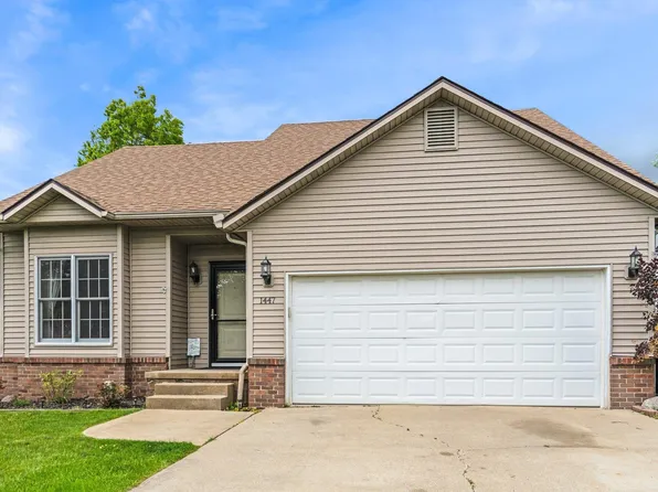 1447 E Bridget Ln, Columbia City, IN 46725