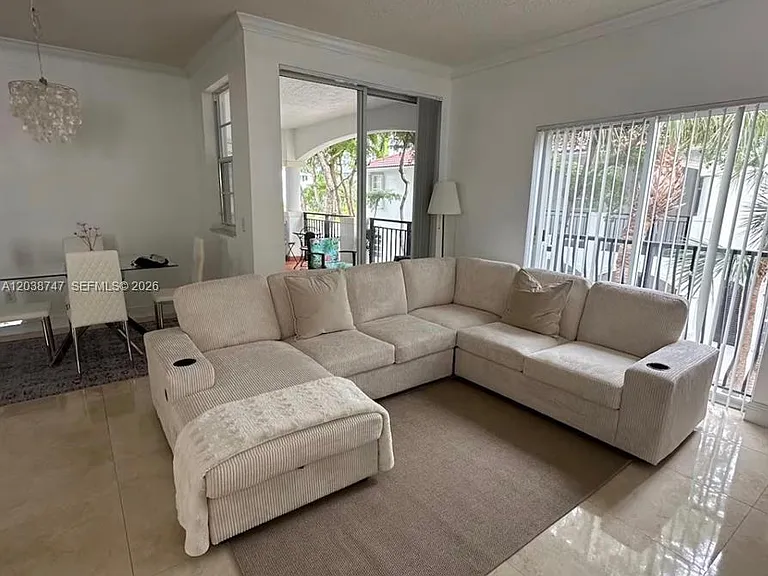 3125 NE 184th St #1305 — Photo 4