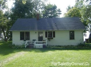 N1883 Maple Heights Bch, Chilton, WI 53014