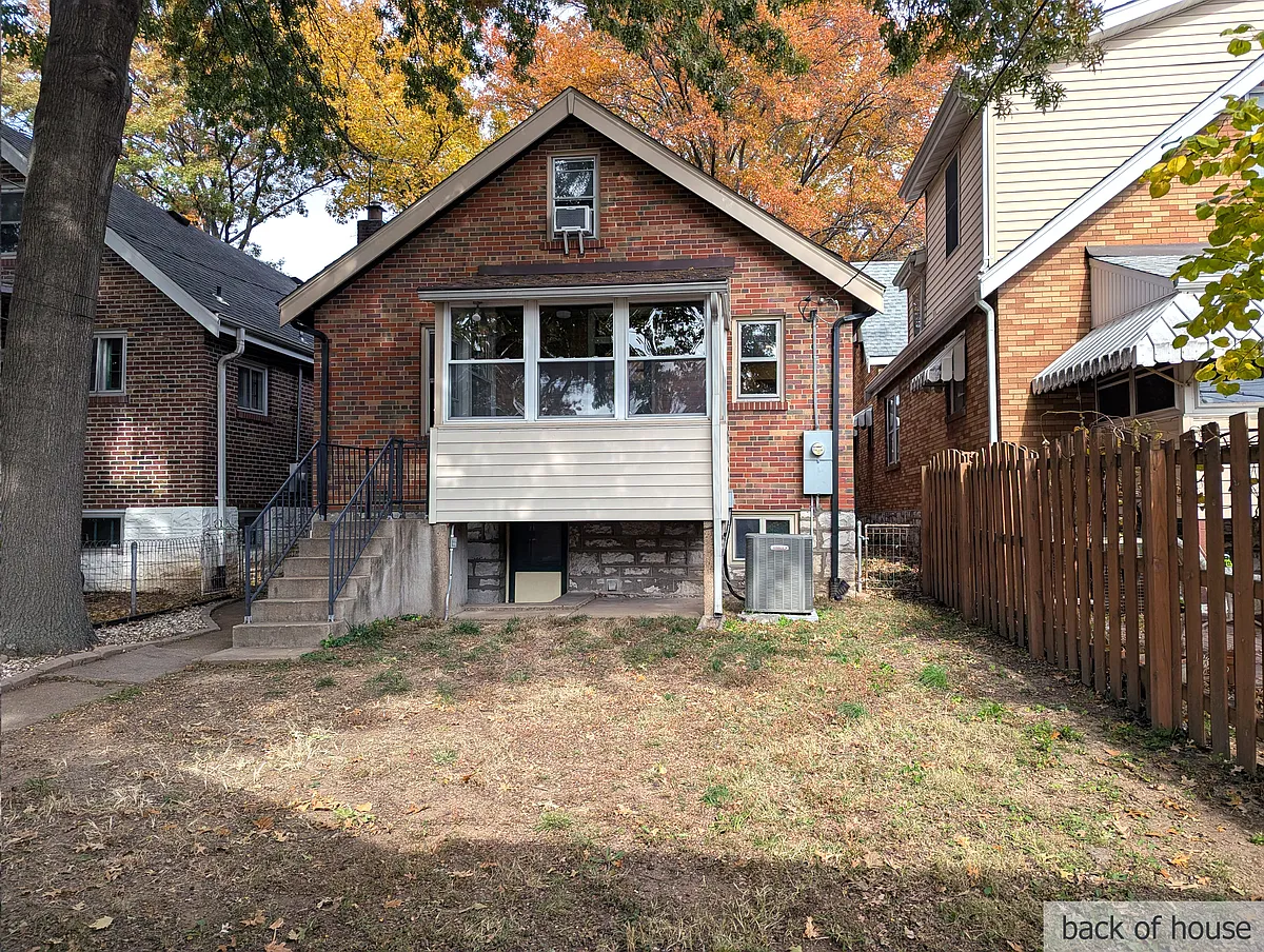 Building Photo - 5734 Itaska St