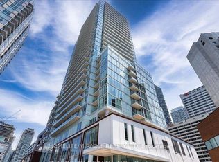 33 Helendale Ave #2411, Toronto, ON M4R 0A4