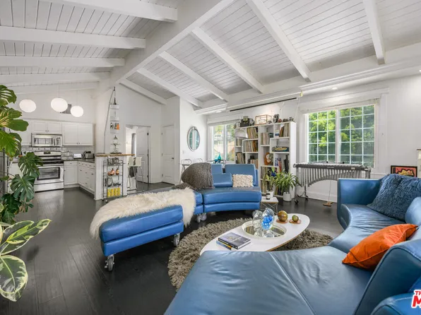 2225 N Cahuenga Blvd, Los Angeles, CA 90068
