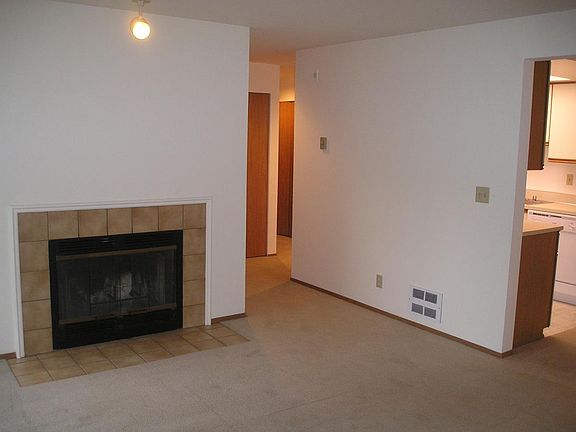 5th image of 1811 N Northgate Way APT 204D