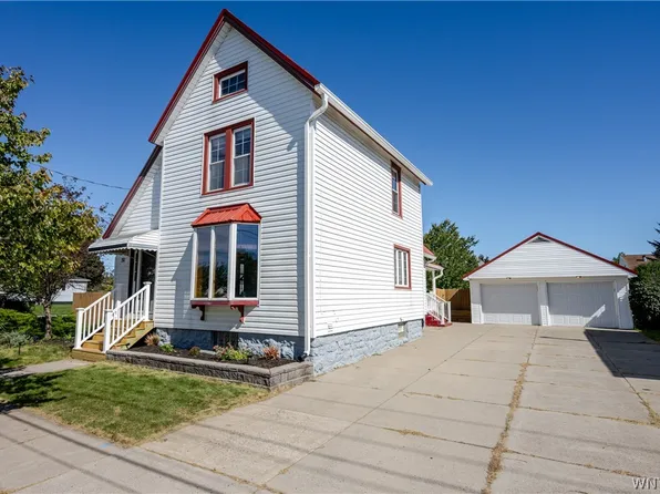 51 Tyler St, Depew, NY 14043