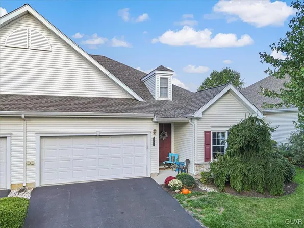 2721 E Terrwood Dr, Lower Macungie Township, PA 18062