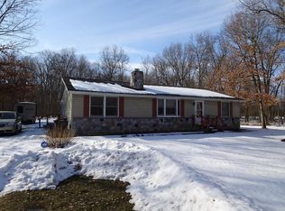 2095 N 700 E, Grovertown, IN 46531