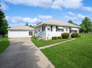 403 N 9th Ave, Vinton, IA