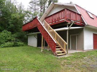 296 Goewey Rd, Fultonville, NY 12072