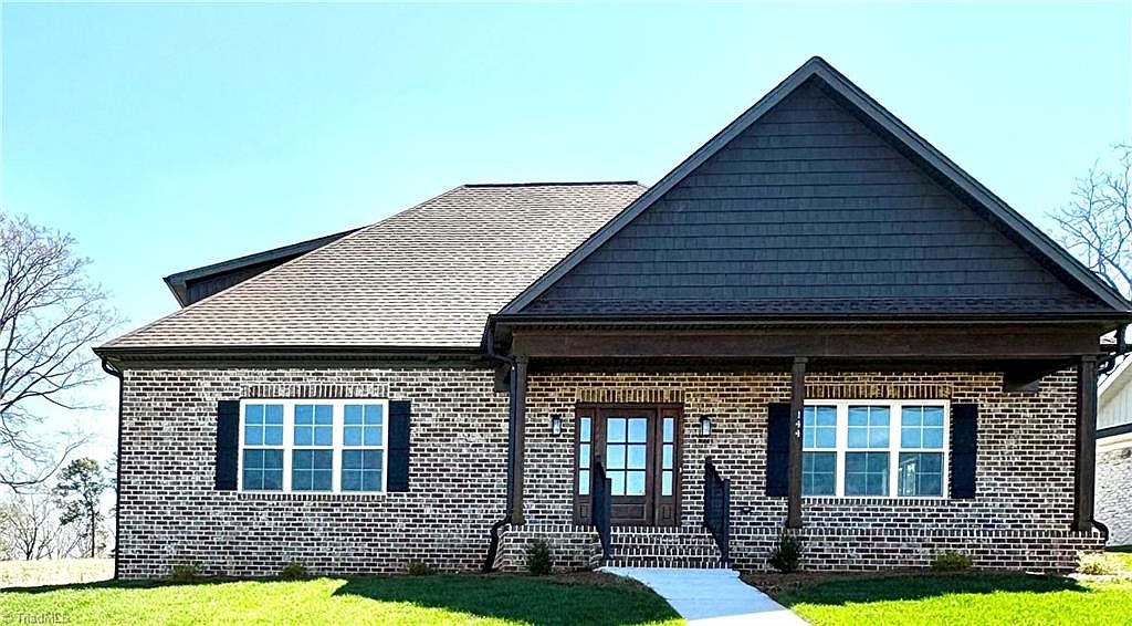 144 Reserve Dr