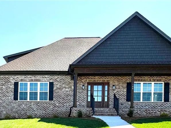 144 Reserve Dr, Mocksville, NC 27028