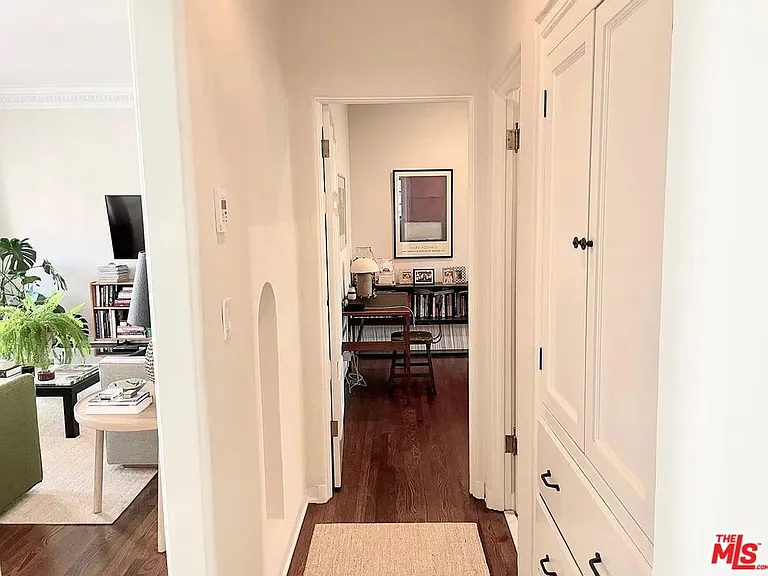 1330 N Harper Ave #280 — Photo 33