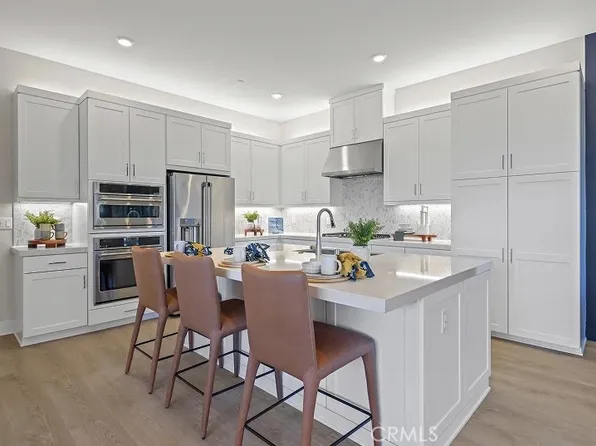 27308 Fox Den Pl, Valencia, CA 91381