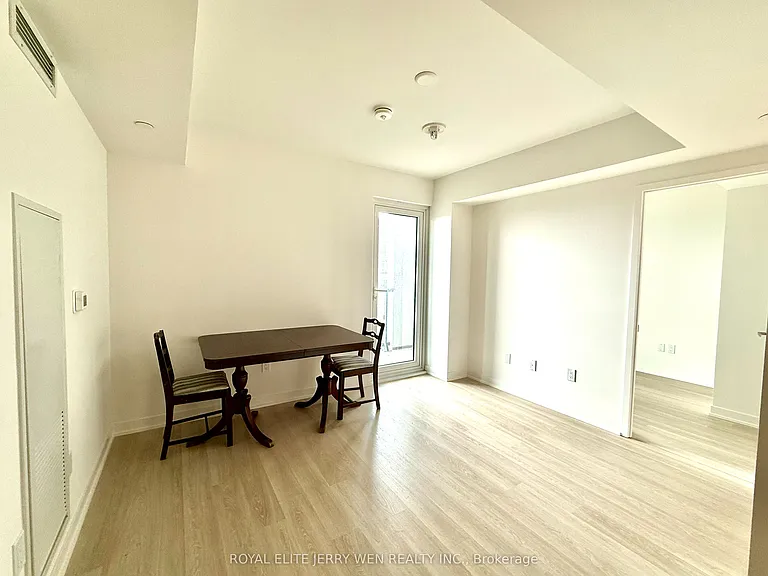 500 Wilson Ave #703 — Photo 5