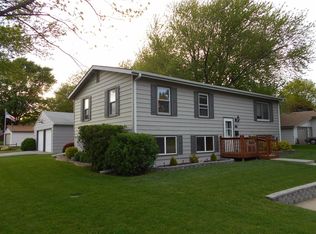 1501 N 16th St, Beatrice, NE 68310