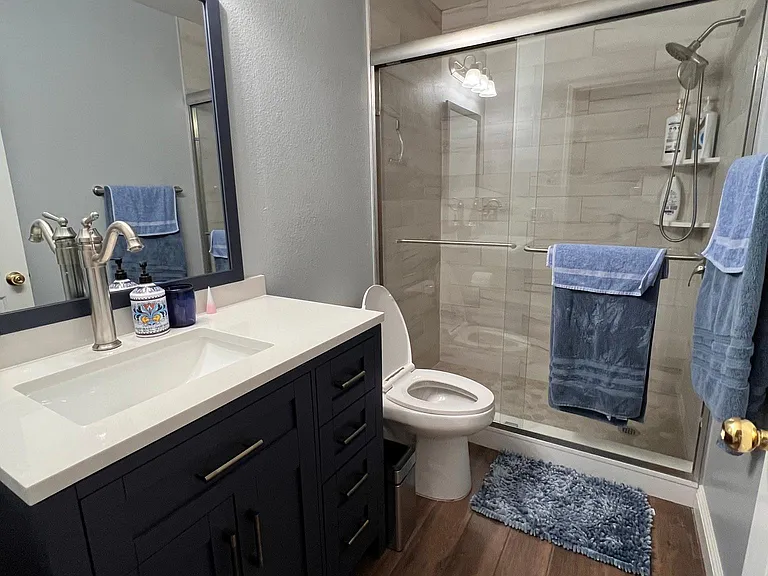Upstairs Bathroom