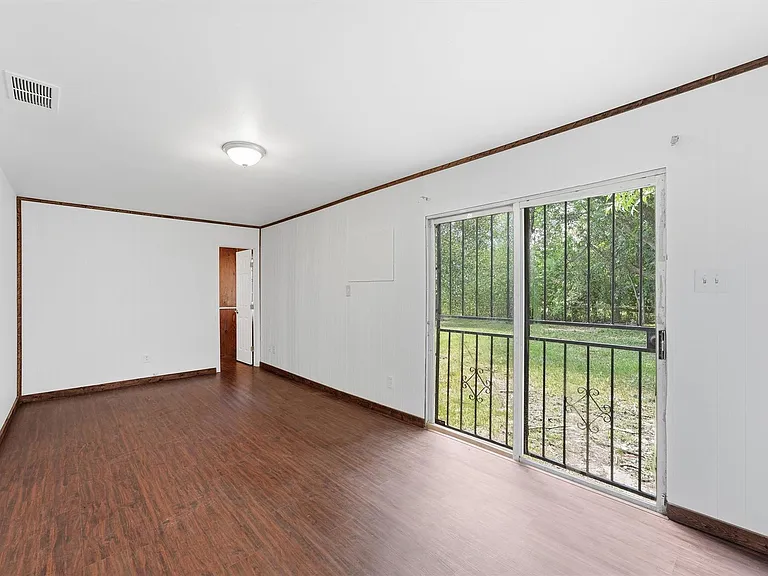 5326 Wenda St — Photo 19