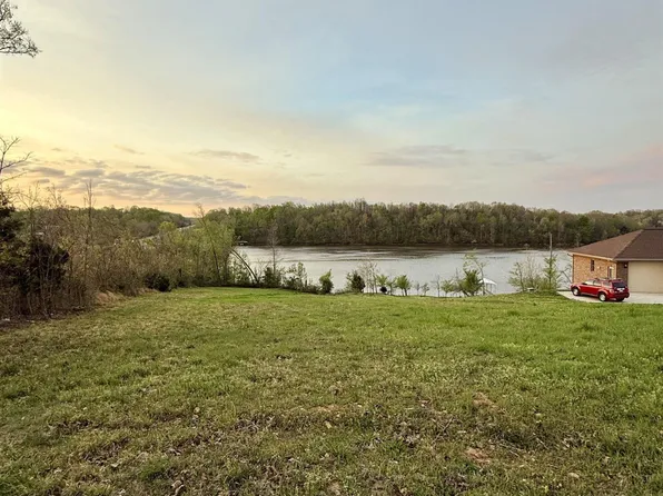 80 Kelsey Joe Ln #80, Eddyville, KY 42038