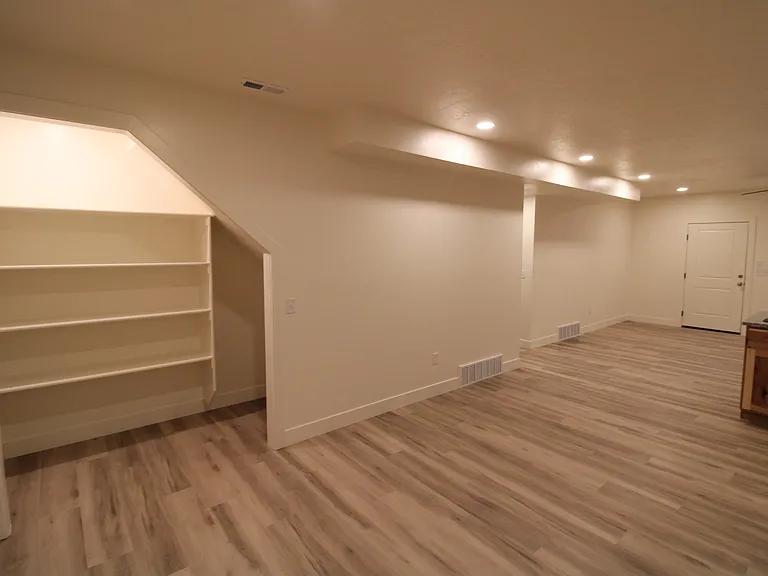1519 N 200 E #BASEMENT — Photo 3